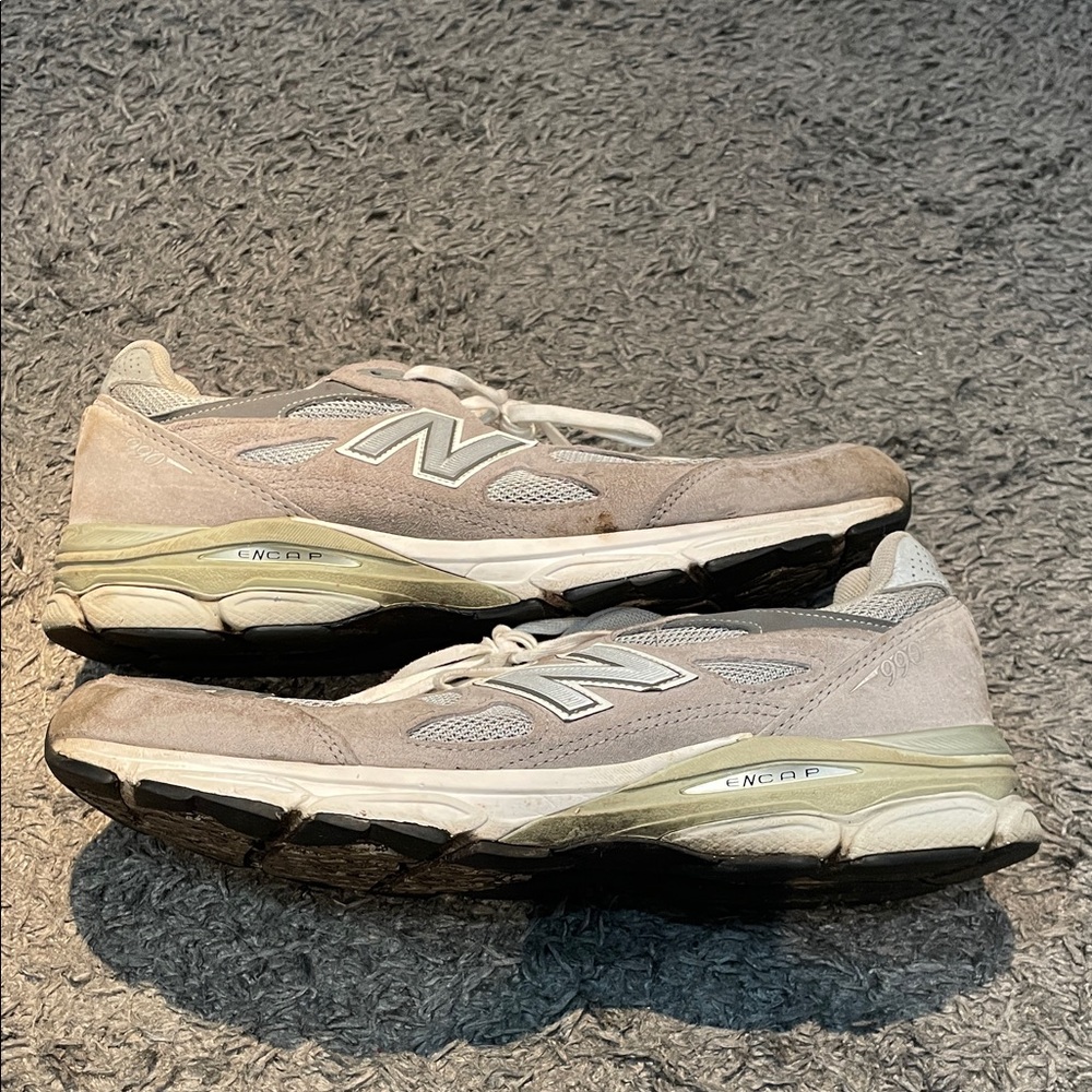 New balance 990 v3